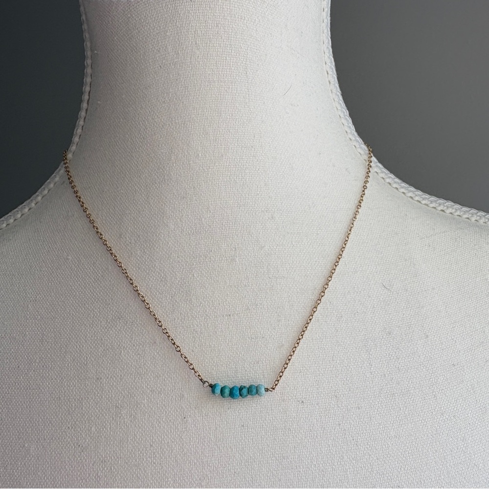 Chic Gold Necklace with Turquoise Accents